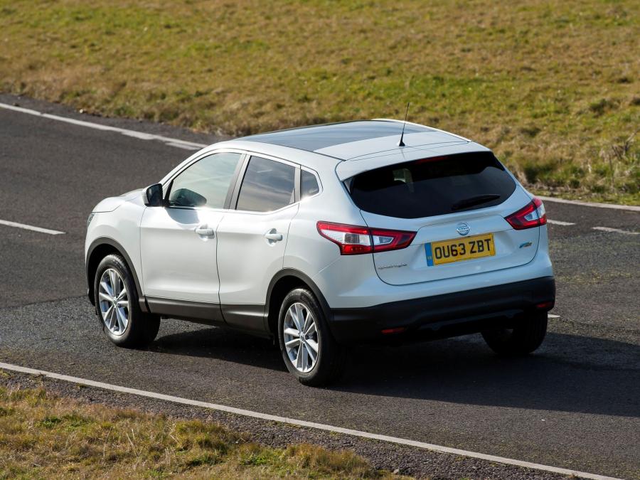  Nissan Qashqai 2014 года  (UK) (фото 15 из 38)